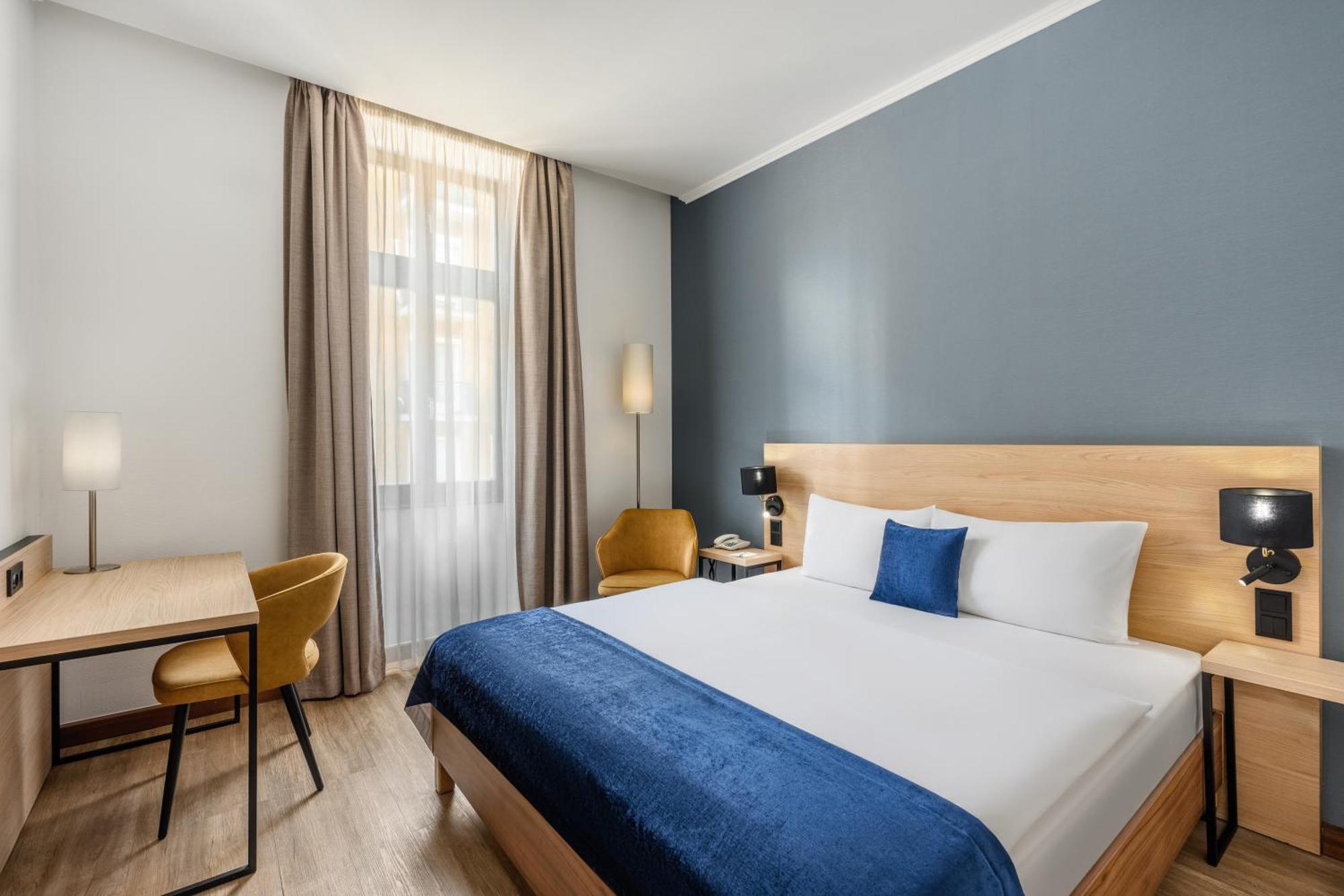 Bristol Готель 4*