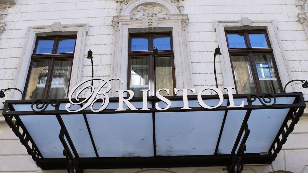 Bristol Hotel 4*